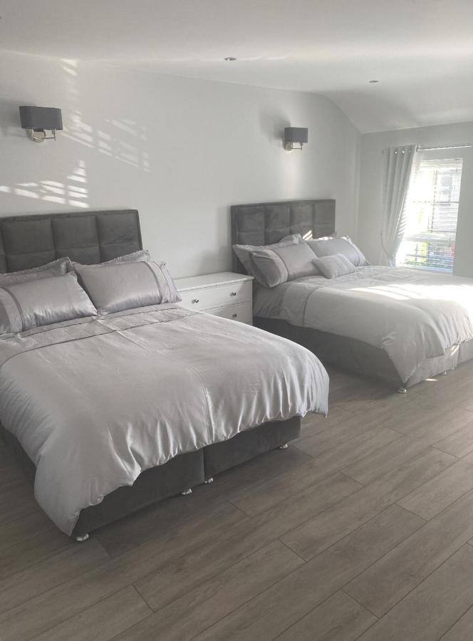 Modern 3-Bed Apartment In Magherafelt Sleeps 8 ภายนอก รูปภาพ
